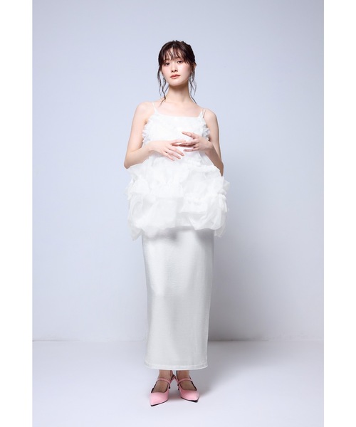 niana(ニアナ)の「オーガンザフリルバルーンキャミ パーティードレス オケージョンドレス 結婚式 二次会 同窓会 成人式 お呼ばれワンピース(ドレス・レディース・ホワイト/ブラック・S/M)」の4枚目の写真