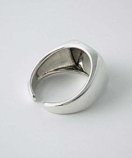 NOEL（ノエル）の「Square Black Signet Ring #171　フリーサイズリング（リング・メンズ・シルバー・FREE）」の5枚目の写真