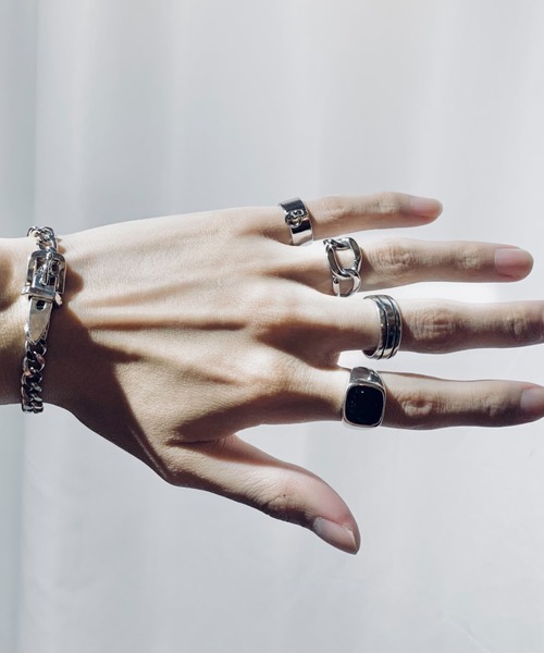 NOEL（ノエル）の「Square Black Signet Ring #171　フリーサイズリング（リング・メンズ・シルバー・FREE）」の7枚目の写真