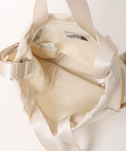 THE NORTH FACE（ザノースフェイス）の「【韓国限定・日本未入荷】THE NORTH FACE BONNEY BUCKET BAG MINI / ノースフェイス ボニーバケットバッグミニ 2WAY 巾着 ミニバッグ（ショルダーバッグ・メンズ・クリーム/ピンク/ブラック・FREE）」の7枚目の写真