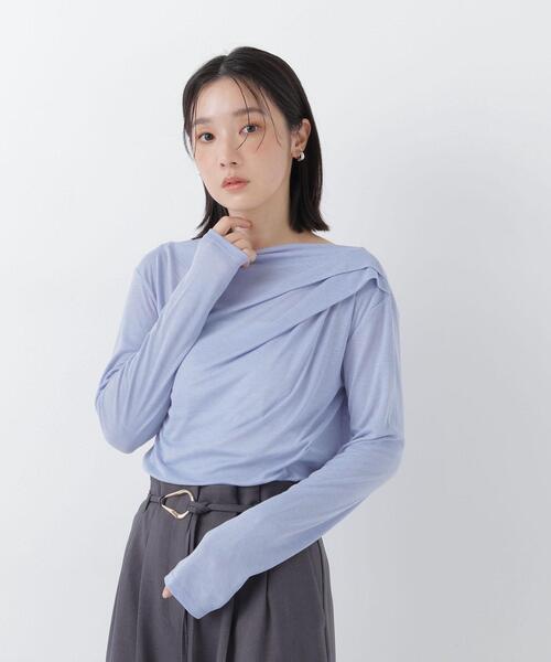 NATURAL BEAUTY BASIC(ナチュラルビューティーベーシック)の「肩タックシアーカットソー(Tシャツ/カットソー・レディース・オフホワイト/ブルー/ブラウン・フリ-)」の1枚目の写真