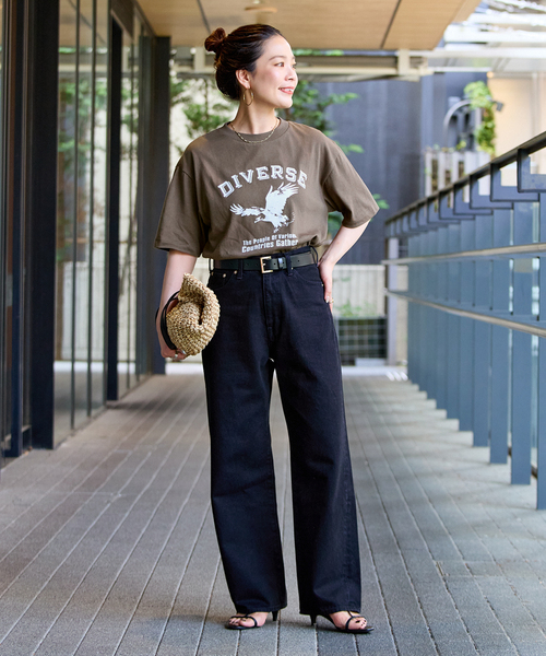 Russell Athletic(ラッセルアスレティック)の「ウォッシャブル / RUSSELL ATHLETIC / ラッセル アスレティック 別注 ロゴTEE(Tシャツ/カットソー・レディース・グリーン/チャコールグレー/ネイビー・FREE)」の4枚目の写真