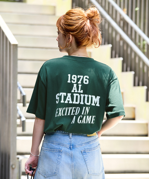 Russell Athletic(ラッセルアスレティック)の「ウォッシャブル / RUSSELL ATHLETIC / ラッセル アスレティック 別注 ロゴTEE(Tシャツ/カットソー・レディース・グリーン/チャコールグレー/ネイビー・FREE)」の15枚目の写真