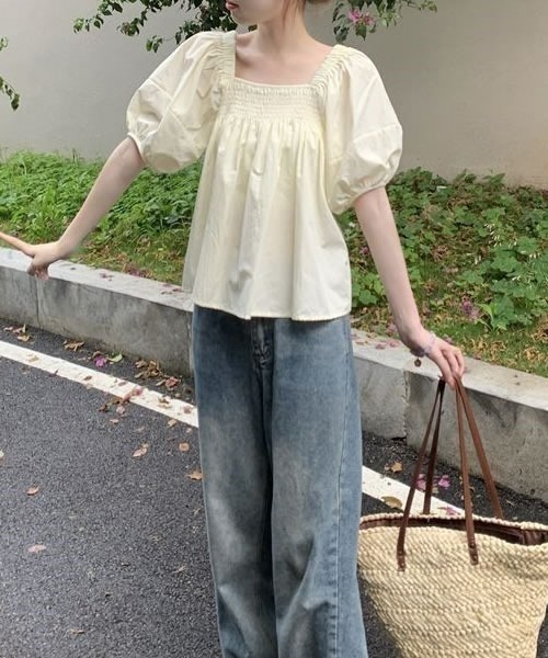 Pittok(ピットク)の「胸元シャーリング ゆったりバルーン袖カットソー(シャツ/ブラウス・レディース・ベージュ/ピンク・MEDIUM)」の9枚目の写真
