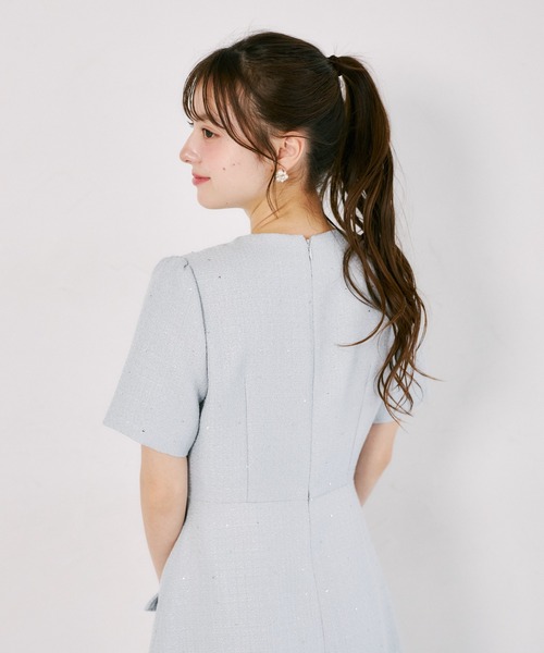 tocco closet(トッコ クローゼット)の「【S・Mサイズ展開】スパンコール入りラメツイードミニワンピース(ワンピース・レディース・オフホワイト/ブルー・M/S)」の14枚目の写真