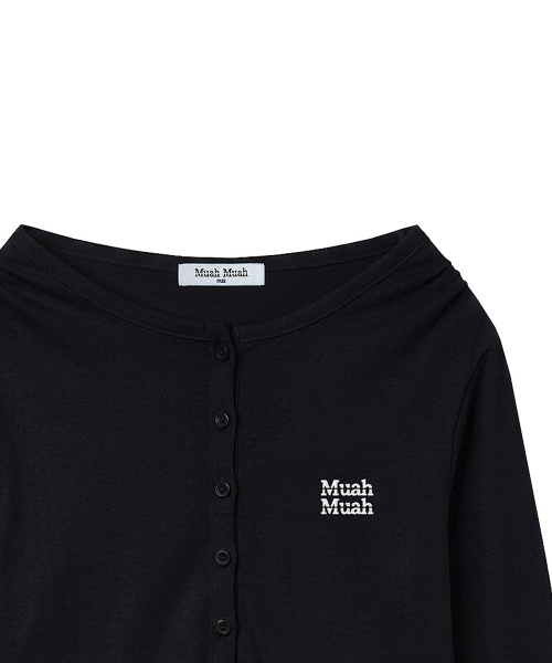 muahmuah（ムーアムーア）の「オフショルダー ヘンリーロングスリーブTシャツ[ブラック]（Tシャツ/カットソー・レディース・その他・FREE）」の19枚目の写真