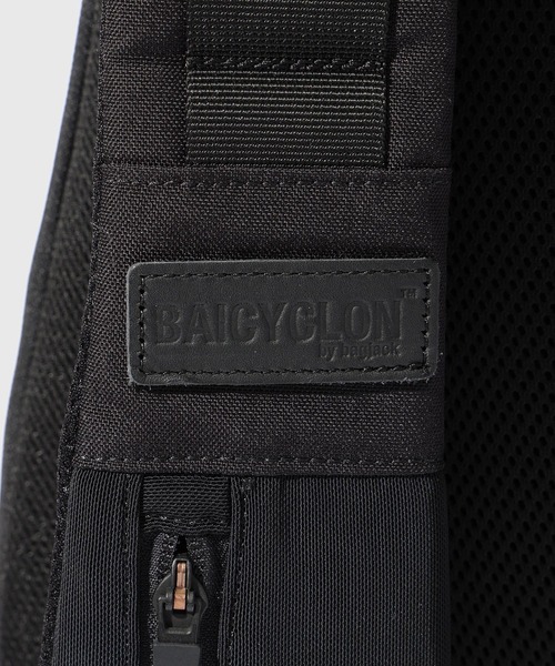 ADAM ET ROPE'（アダムエロペ）の「【BAICYCLON by Bagjack/バイシクロン】SINGLE STRAP BAG（トートバッグ・メンズ・ブラック・FREE）」の5枚目の写真