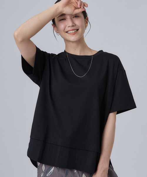 SHOO・LA・RUE（シューラルー）の「【体型カバー/S-LL/洗濯機可】インせず着られる 異素材ドッキングTシャツ（Tシャツ/カットソー・レディース・ホワイト/ブラック/ブルー・01/02/03/04）」の2枚目の写真