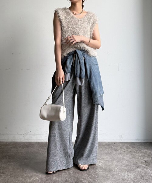 DouDou(ドゥドゥ)の「【WEB限定/セット着用可能】カシミアタッチスムースワイドパンツ(その他パンツ・レディース・ブラック/グレー/ベージュ・FREE)」の16枚目の写真