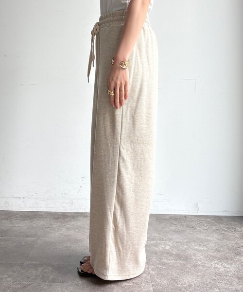 DouDou(ドゥドゥ)の「【WEB限定/セット着用可能】カシミアタッチスムースワイドパンツ(その他パンツ・レディース・ブラック/グレー/ベージュ・FREE)」の9枚目の写真
