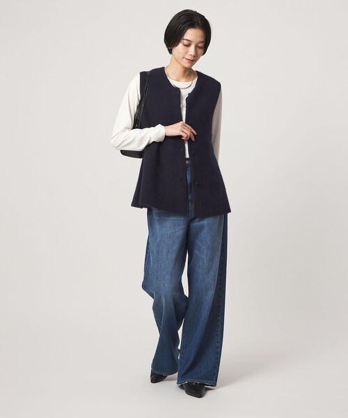 green label relaxing(グリーンレーベルリラクシング)の「FOXブレンド セッケツ ニット ジレ(ベスト・レディース・ダークブラウン/オフホワイト/ネイビー・FREE)」の18枚目の写真