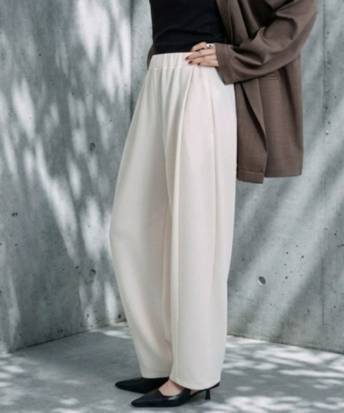 Soiunique（スワユニーク）の「カットジョーゼットゆったりテーパードパンツ［Soiunique］（その他パンツ・レディース・ダークネイビー/アイボリー/ブラック・LL/M/L）」の9枚目の写真