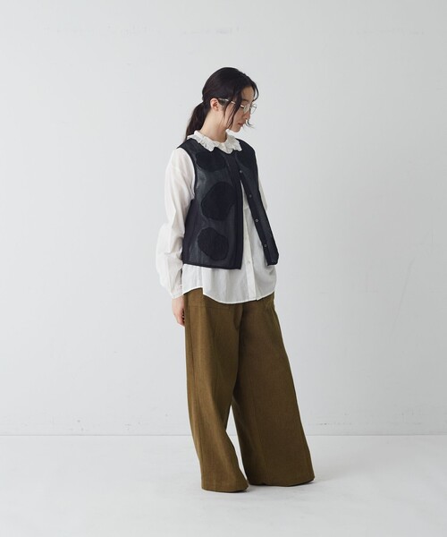 conges payes ADIEU TRISTESSE（コンジェ ペイエ アデュートリステス）の「刺繍モチーフベスト（ベスト・レディース・オフホワイト/ブラック・38）」の9枚目の写真