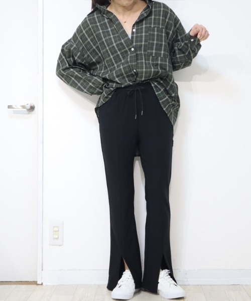DISKEEN SURE(ディスキーンシュアー)の「脚長効果抜群!ジャージタッチ スリット入りフレアパンツ(その他パンツ・レディース・ホワイト/モカ/グレー/ベージュ・FREE)」の11枚目の写真