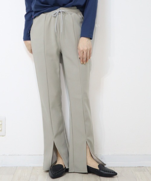 DISKEEN SURE(ディスキーンシュアー)の「脚長効果抜群!ジャージタッチ スリット入りフレアパンツ(その他パンツ・レディース・ホワイト/モカ/グレー/ベージュ・FREE)」の17枚目の写真