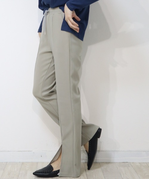 DISKEEN SURE(ディスキーンシュアー)の「脚長効果抜群!ジャージタッチ スリット入りフレアパンツ(その他パンツ・レディース・ホワイト/モカ/グレー/ベージュ・FREE)」の19枚目の写真