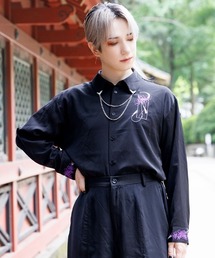 REZEN（リゼン）の「彼岸花×月刺繍シャツ（シャツ/ブラウス）」