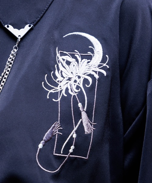 REZEN(リゼン)の「彼岸花×月刺繍シャツ(シャツ/ブラウス・メンズ・ライトグレー/ローズ/レッドパープル/ブルーパープル・MEDIUM/LARGE)」の14枚目の写真