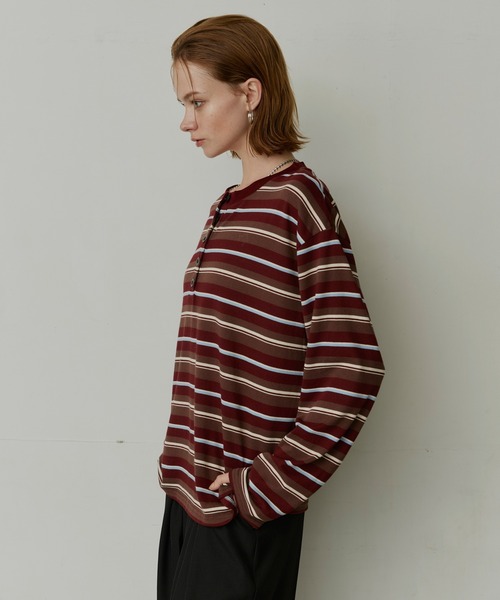 uchi.(ウチ)の「マルチボーダーヘンリーネックロングTシャツ(Tシャツ/カットソー・レディース・ネイビー/ワインレッド・FREE)」の15枚目の写真