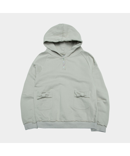 SOME PLACE（サムプレイス）の「Ribbonポケット カットオフディテール ネックボタン オーバーサイズ コットンフード長袖Tシャツ_2COLOR（パーカー・レディース・グレー/ベージュ・FREE）」の2枚目の写真