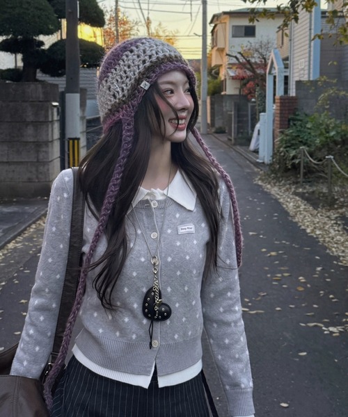 AVYL(アヴィル)の「レイヤード風ドット柄ニットカーディガン(カーディガン/ボレロ・レディース・ブラック/グレー・M)」の15枚目の写真