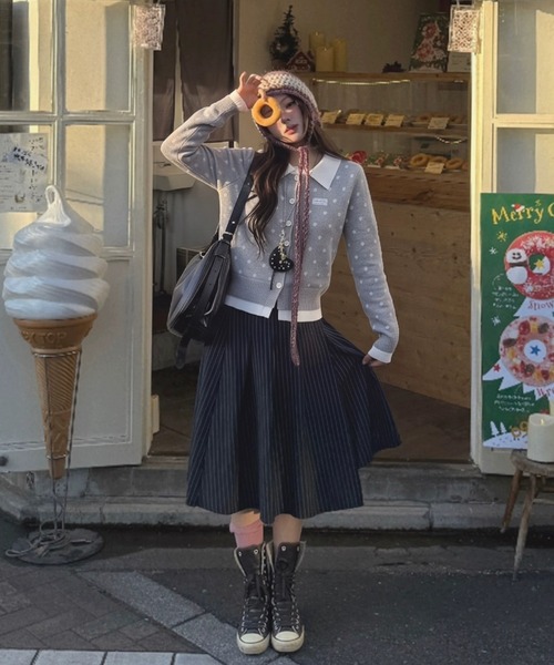 AVYL(アヴィル)の「レイヤード風ドット柄ニットカーディガン(カーディガン/ボレロ・レディース・ブラック/グレー・M)」の19枚目の写真