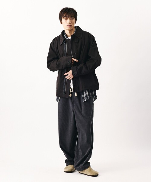 FREAK'S STORE(フリークスストア)の「限定展開 ワイド ウェール コーデュロイ イージーパンツ / 太畝(その他パンツ・メンズ・チャコールグレー/ブラウン/オフホワイト/サックスブルー/ブラック・MEDIUM/LARGE/SMALL)」の16枚目の写真