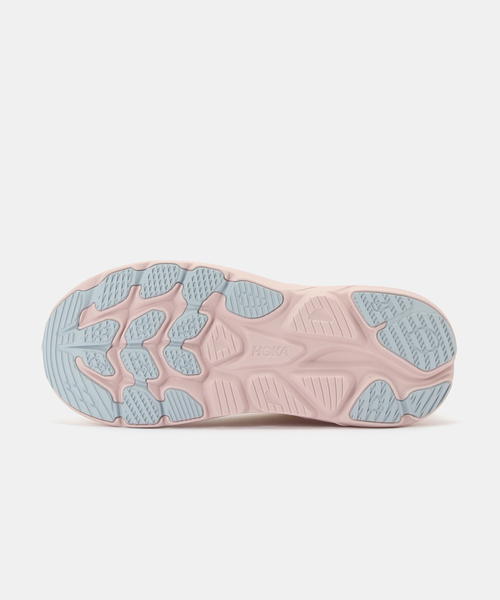 HOKA(ホカ)の「HOKA W CLIFTON 11 GTX GLM 1183115-AKP(スニーカー・レディース・ピンク・24cm/23.5cm/23cm/25cm/24.5cm)」の4枚目の写真