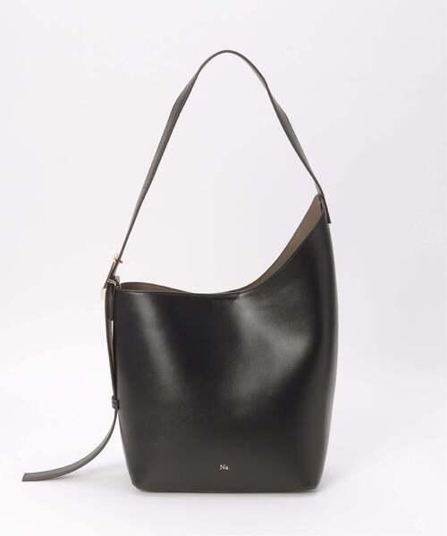 notch.(ノッチ)の「Na. by Nananoel(ナナノエル)ASYMMETRY ONESHOULDER BAG(トートバッグ・レディース・ブラック/ブラウン・ONESIZE)」の4枚目の写真