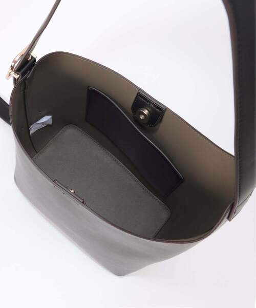 notch.(ノッチ)の「Na. by Nananoel(ナナノエル)ASYMMETRY ONESHOULDER BAG(トートバッグ・レディース・ブラック/ブラウン・ONESIZE)」の7枚目の写真