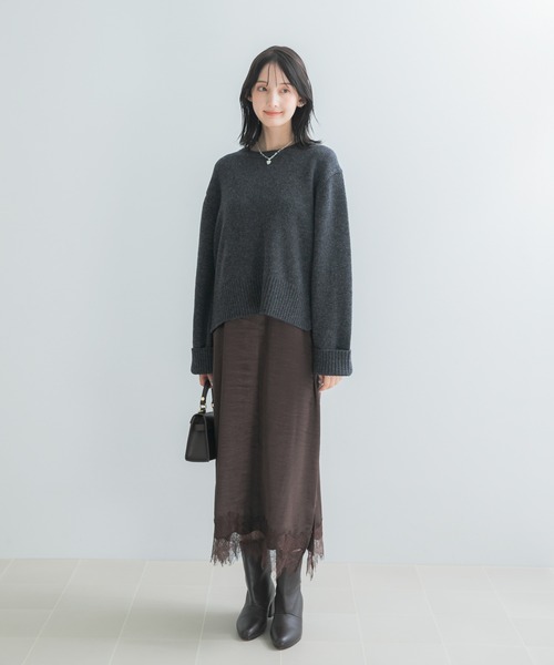 URBAN RESEARCH ROSSO WOMEN(アーバンリサーチ ロッソ)の「『WEB/一部店舗限定』エクストラファインサイドスリットニット(ニット/セーター・レディース・ブルー系その他/オフホワイト/ライトグレー/チャコールグレー/ピンク・FREE)」の6枚目の写真