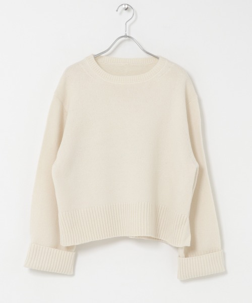 URBAN RESEARCH ROSSO WOMEN(アーバンリサーチ ロッソ)の「『WEB/一部店舗限定』エクストラファインサイドスリットニット(ニット/セーター・レディース・ブルー系その他/オフホワイト/ライトグレー/チャコールグレー/ピンク・FREE)」の13枚目の写真