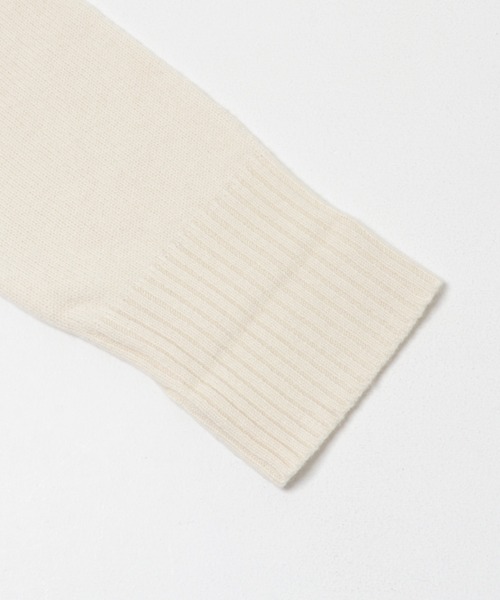 URBAN RESEARCH ROSSO WOMEN(アーバンリサーチ ロッソ)の「『WEB/一部店舗限定』エクストラファインサイドスリットニット(ニット/セーター・レディース・ブルー系その他/オフホワイト/ライトグレー/チャコールグレー/ピンク・FREE)」の14枚目の写真
