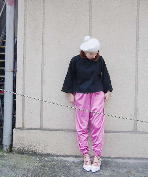 merry jenny（メリージェニー）の「レースアップパンプス（パンプス・レディース・ブラック/オフホワイト/マルチ・SMALL/LARGE/MEDIUM）」の15枚目の写真