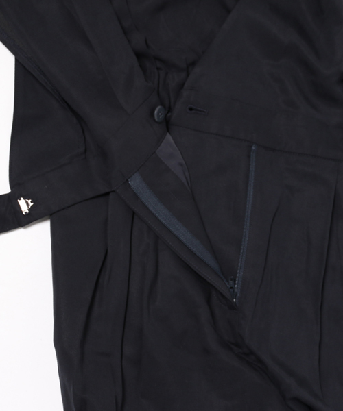 MOUSSY（マウジー）の「WAIST RIBBON ALL IN ONE（つなぎ/オールインワン・レディース・ベージュ/ネイビー・1/2）」の4枚目の写真