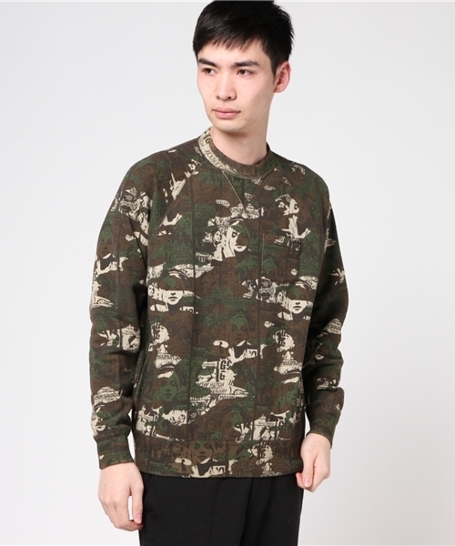 HYSTERIC GLAMOUR(ヒステリックグラマー)の「ROCK IN THE WOODLAND総柄 SW(スウェット・メンズ・グリーン系カモフラージュ・SMALL/MEDIUM/LARGE)」の2枚目の写真