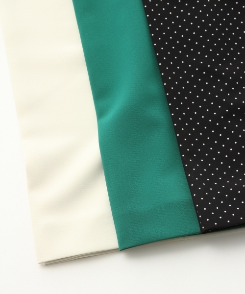 A part by（アパートバイ）の「P/PUワイドパンツ  766354（その他パンツ・レディース・グリーン/ブラック/オフホワイト/ブラック系その他・MEDIUM/LARGE）」の17枚目の写真