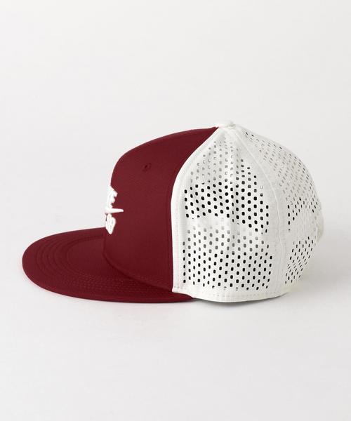 NIKE（ナイキ）の「【NIKE(ナイキ)】SB トラッカーキャップ（キャップ・キッズ・ブラック/ワインレッド・FREE）」の3枚目の写真