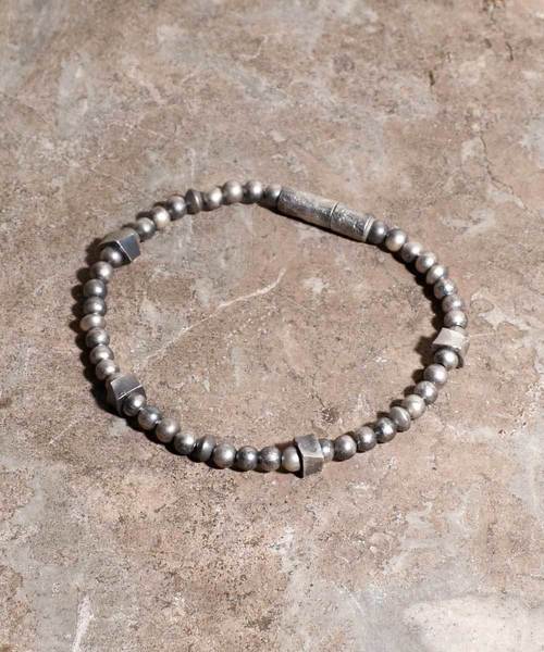 Magine(マージン)の「GILD Frosted processing twist beads bracelet(ブレスレット)」|シルバー