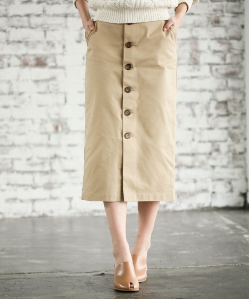 A part by（アパートバイ）の「CPチノマエボタンタイトスカート 778720（スカート・レディース・ベージュ/ネイビー/ブラウン/ライトピンク・MEDIUM/LARGE）」の3枚目の写真