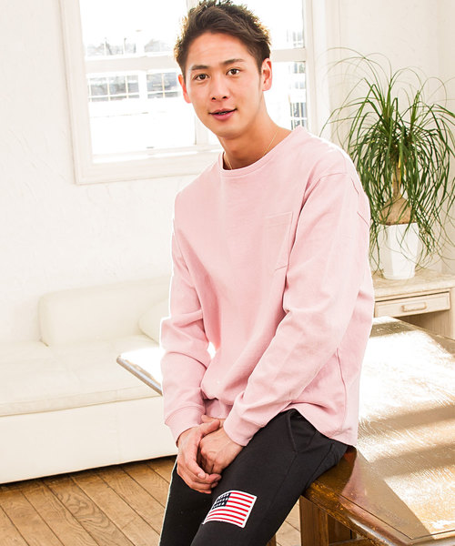 CavariA（キャバリア）の「『CavariA/キャバリア』USAコットンビッグシルエットクルーネック長袖Tシャツ（Tシャツ/カットソー・メンズ・パープル/ブラック/ホワイト/テラコッタ/ワイン/ブルー系その他/ブラック×ホワイト/サックスブルー/ピンク/カーキ/グレー/ネイビー/オレンジ/ベージュ/イエロー/ラベンダー/クリーム/ミント/ダークベージュ・M/L）」の17枚目の写真