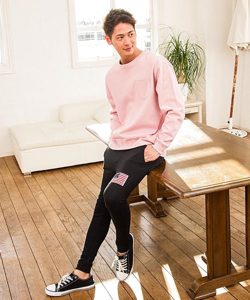 CavariA（キャバリア）の「『CavariA/キャバリア』USAコットンビッグシルエットクルーネック長袖Tシャツ（Tシャツ/カットソー・メンズ・パープル/ブラック/ホワイト/テラコッタ/ワイン/ブルー系その他/ブラック×ホワイト/サックスブルー/ピンク/カーキ/グレー/ネイビー/オレンジ/ベージュ/イエロー/ラベンダー/クリーム/ミント/ダークベージュ・M/L）」の21枚目の写真