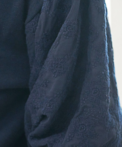 ROPE' PICNIC（ロペピクニック）の「【WEB限定】袖レース重ねプルオーバー（ニット/セーター・レディース・ホワイト/ライトグレー/ネイビー・38）」の16枚目の写真