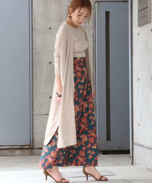 Liesse（リエス）の「レトロペーズリーフラワープリントゴムスカート（スカート・レディース・ベージュ系その他/グリーン系その他・FREE）」の15枚目の写真