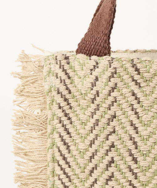 Ray BEAMS（レイビームス）の「Lilas Campbell / ヘリンボーン フリンジ バッグ（トートバッグ・レディース・ブラック/ブラウン・ONE SIZE）」の22枚目の写真