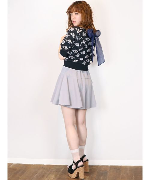 dazzlin（ダズリン）の「フラワージャカードバックリボンニット（ニット/セーター・レディース・ベージュ/ネイビー/レッド・FREE）」の8枚目の写真