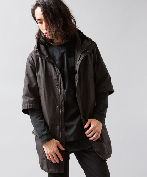 MONKEY TIME（モンキータイム）の「MT∴ コットン/ツイル 2WAY フーデッドコート§（ナイロンジャケット・メンズ・オフホワイト/ブラック・SMALL/MEDIUM/LARGE）」の2枚目の写真