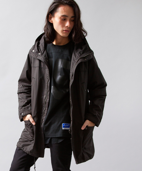 MONKEY TIME（モンキータイム）の「MT∴ コットン/ツイル 2WAY フーデッドコート§（ナイロンジャケット・メンズ・オフホワイト/ブラック・SMALL/MEDIUM/LARGE）」の4枚目の写真