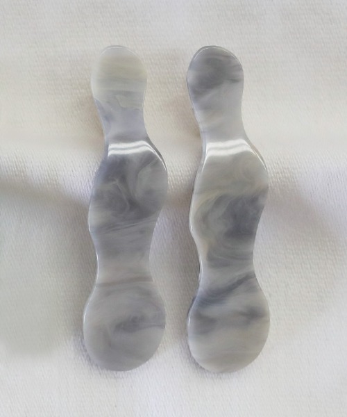 select MOCA(セレクトモカ)の「ドロップアメーバーイヤリング(イヤリング・レディース・ライトグレー/ライトグリーン/アイボリー/クリア・FREE)」の21枚目の写真