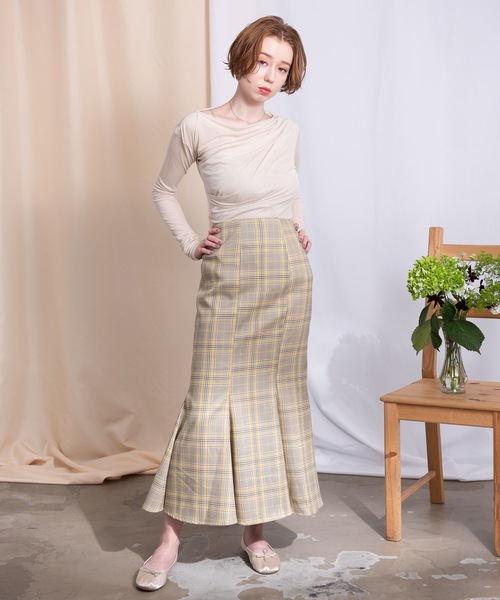 flowriri（フロウリリ）の「flowriri シアードレープトップス（Tシャツ/カットソー・レディース・ブラック/ベージュ/ナチュラル・FREE）」の11枚目の写真